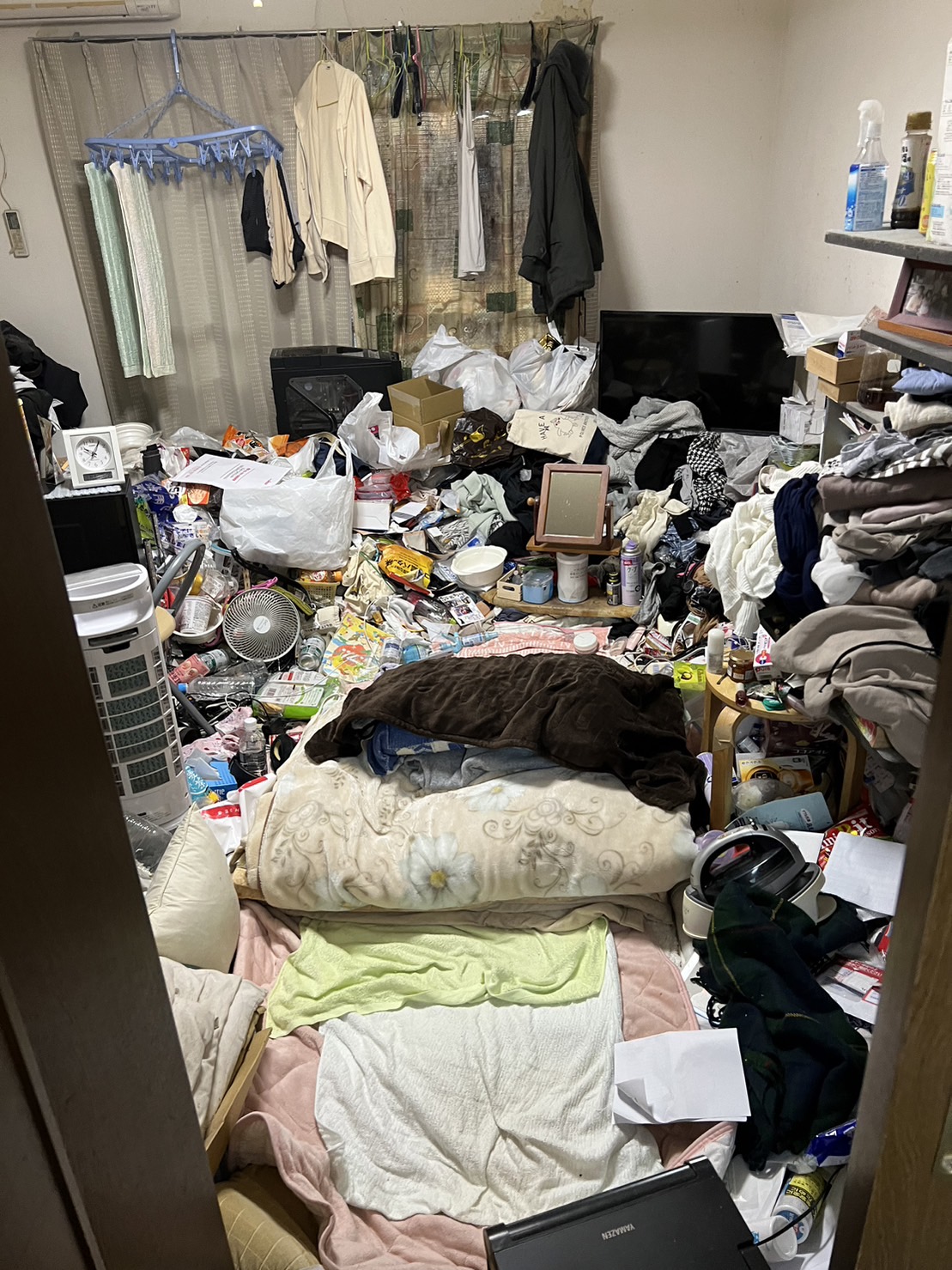 長崎県長崎市部屋丸ごと片付け実績ビフォー