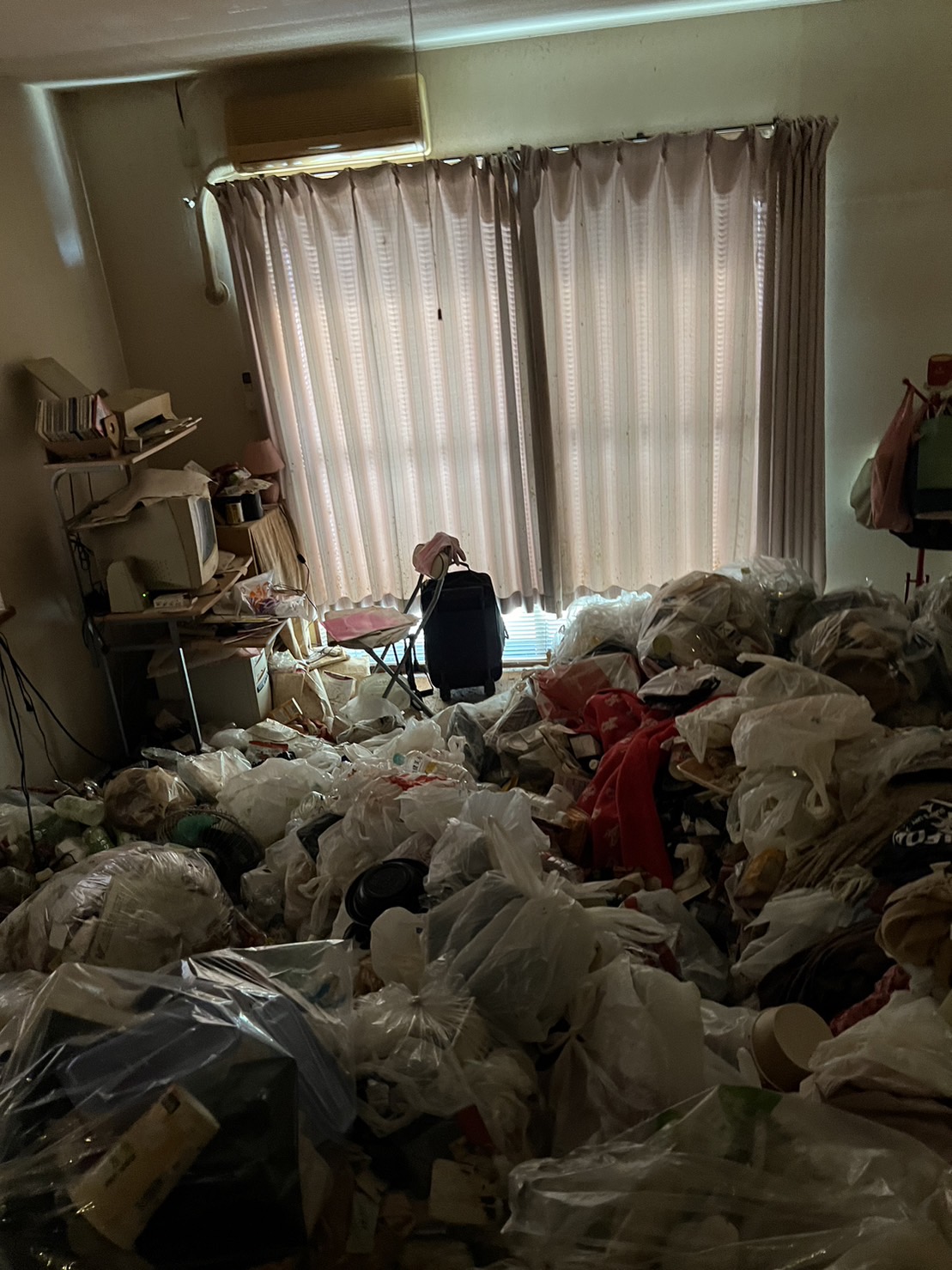 福岡県福岡市空き家片付け実績ビフォー